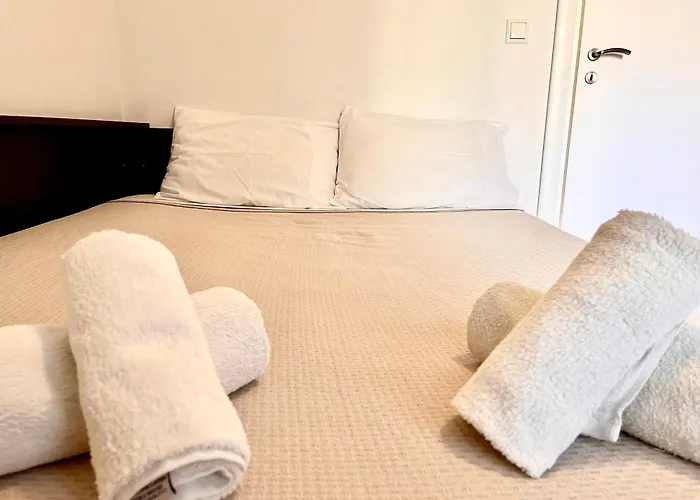 Elvita Apartments